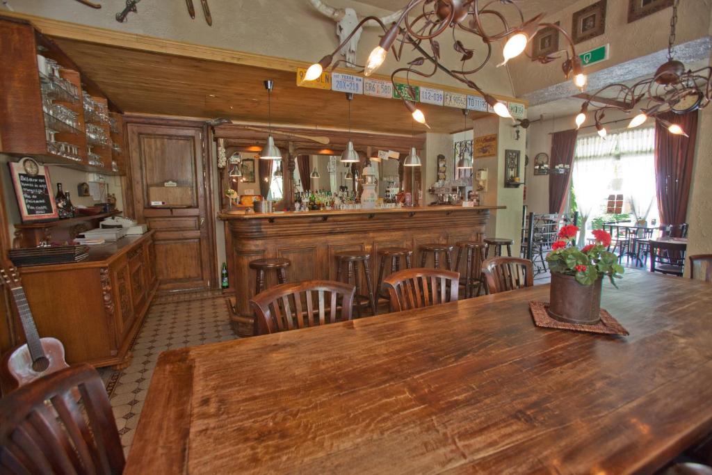 B&B-Restaurant Porte De La Lienne Stoumont Zewnętrze zdjęcie
